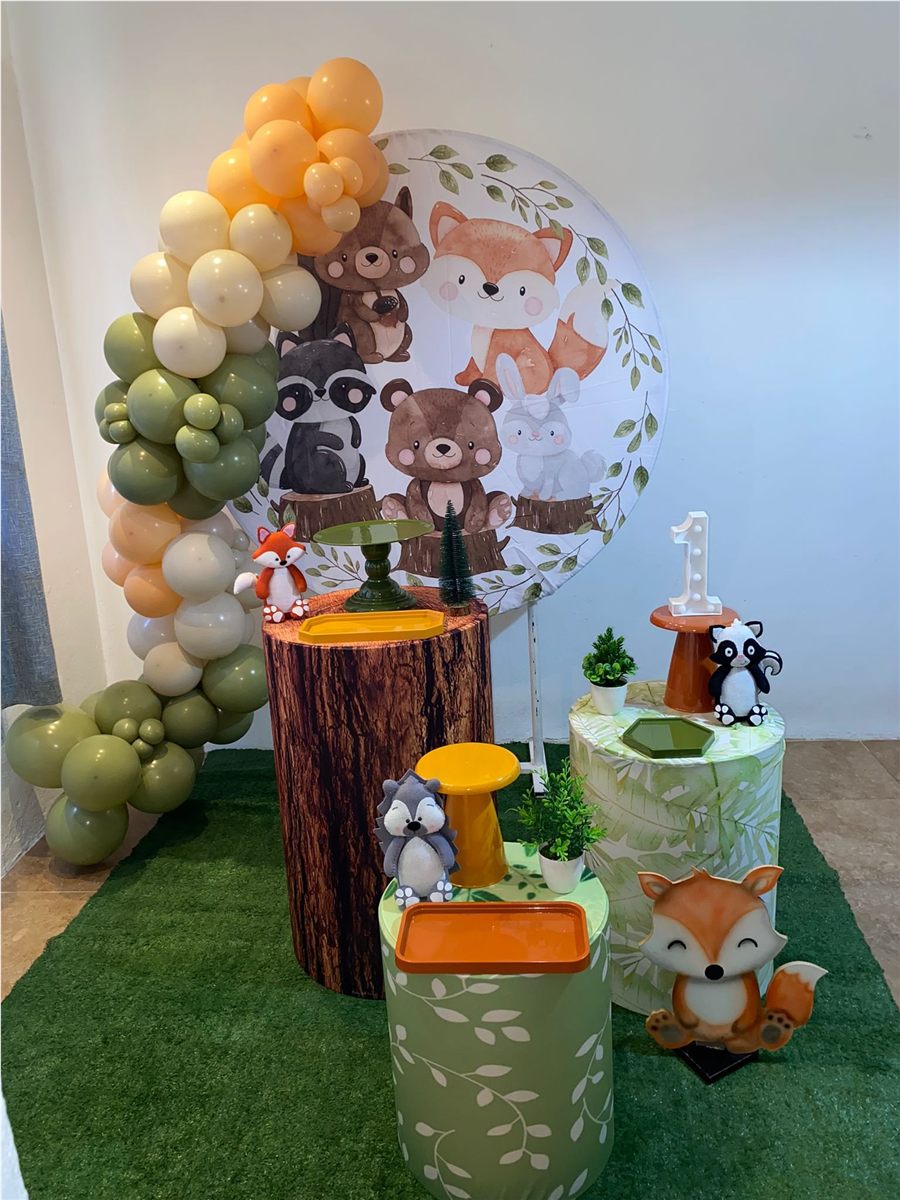 Bosque de animales, decoraciones realizadas
