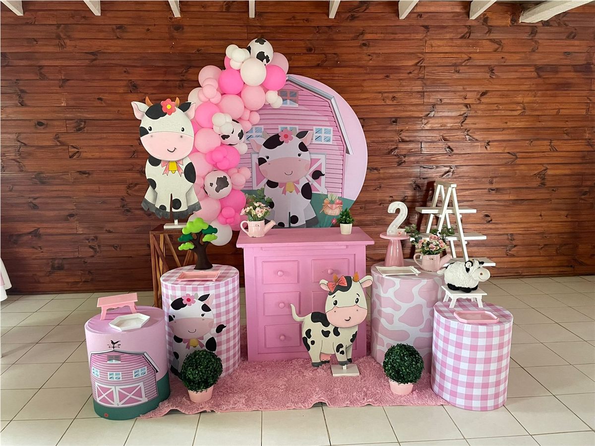 Granja rosada, decoraciones realizadas
