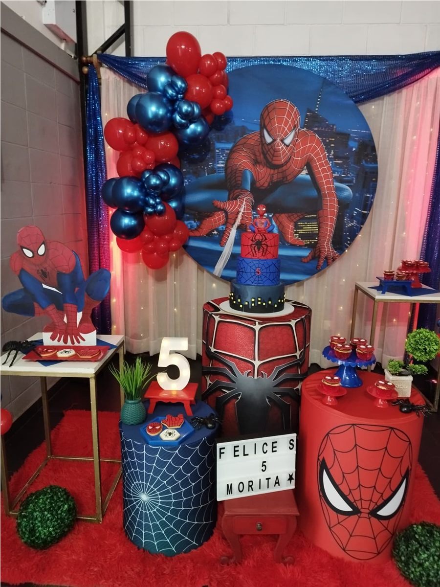 Spider-Man, decoraciones realizadas